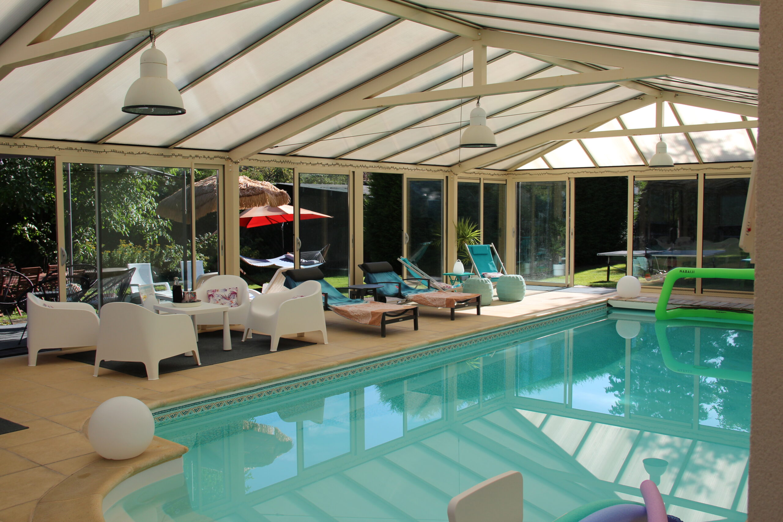 Piscine r&eacute;ouverte - L'Atelier des Tab